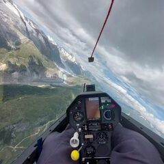 Flugwegposition um 12:46:14: Aufgenommen in der Nähe von Raron, Schweiz in 3102 Meter